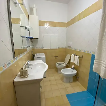 A Due Passi Dal Mare In Costiera Amalfitana Apartment *