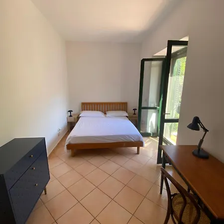 Apartment A Due Passi Dal Mare In Costiera Amalfitana Vietri